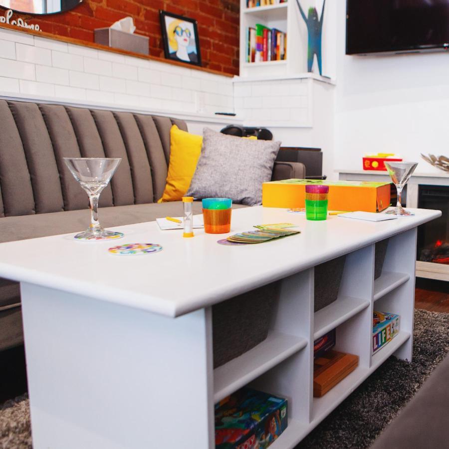 Hip Heritage Main Floor Flat In Downtown District Belleville Ngoại thất bức ảnh